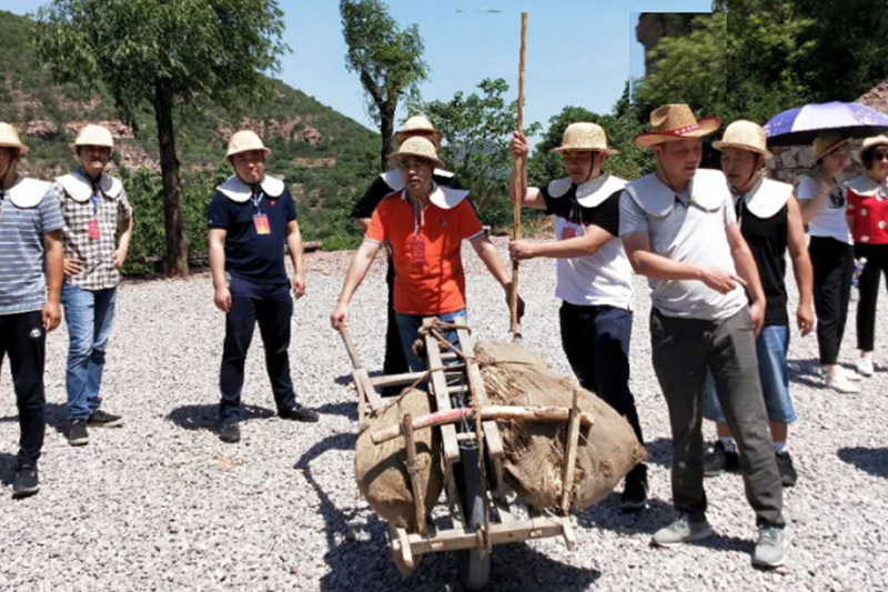 西柏坡干部培训学院_西柏坡红色教育_红色教育基地【官网】课程-重走长征路